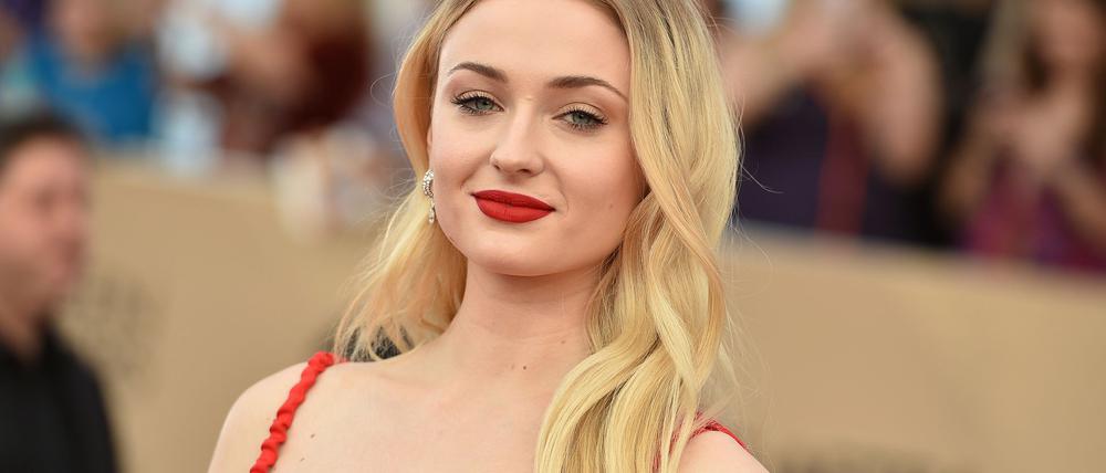 Die britische Schauspielerin Sophie Turner („Game of Thrones“) übernimmt für eine neue Serie die Rolle als Action-Heldin Lara Croft. (Archivbild)