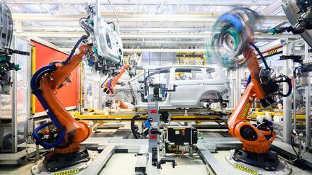 Gerade in der Autoindustrie werden derzeit in vielen Unternehmen Stellen abgebaut.