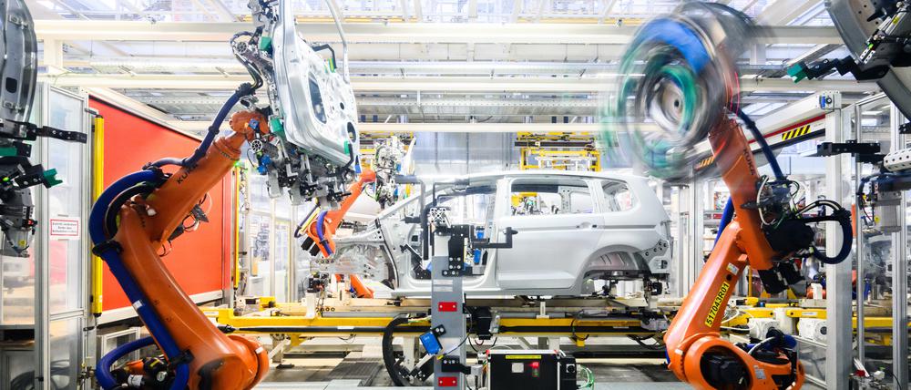 Gerade in der Autoindustrie werden derzeit in vielen Unternehmen Stellen abgebaut.
