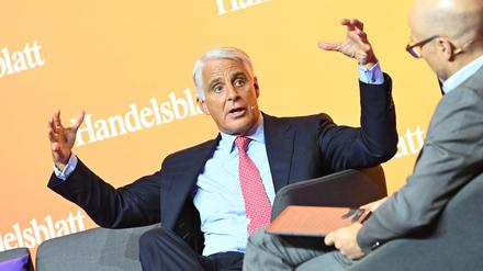 Im Herzen Frankfurts erläutert der Unicredit-Chef seine Pläne zu einer Übernahme der Commerzbank. (Foto Handout)