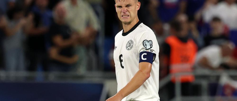 Die Miene sagt alles: Kapitän Joshua Kimmich nach dem Schlusspfiff.