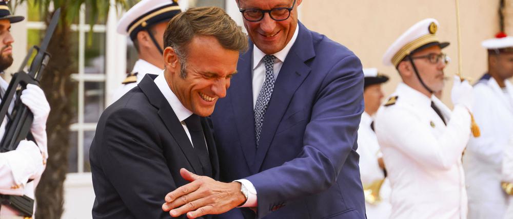 Ein Herz und eine Seele? Frankreichs Präsident Emmanuel Macron und Bundeskanzler Friedrich Merz.