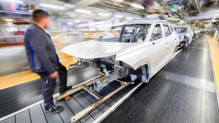 Die deutsche Autoindustrie steckt in der Krise.