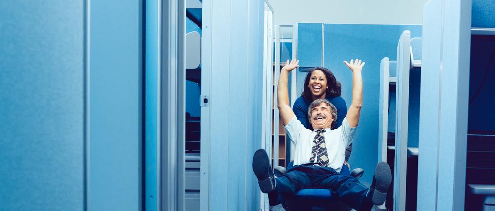 Untersuchungen wie der „Gallup Engagement Index“ zeigen: Freude und Sinn kommen im Job oft zu kurz.