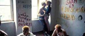 Junge ostdeutsche Punks im Jahr 1982. 