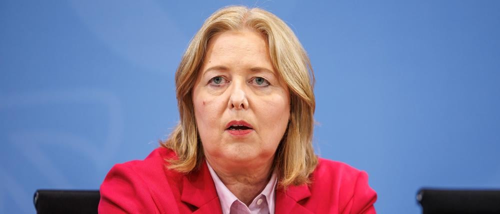 Bärbel Bas plädiert dafür, das Gesprächsangebot der Grünen über einen AfD-Verbotsantrag anzunehmen.