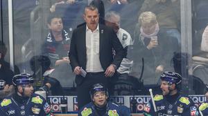 Trainer Serge Aubin und sein Team (Bild aus der Vorsaison) haben noch viel Arbeit vor sich.