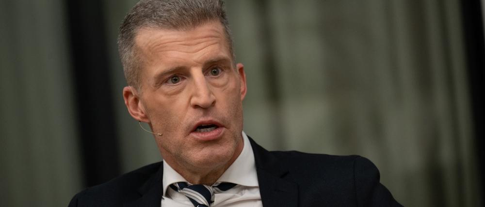 Schriftsteller Benjamin von Stuckrad-Barre bezeichnet die Literaturbranche als „notorisch verklemmt“ und von „Langweilern und Bedeutungshubern“ geprägt. (Archivbild)