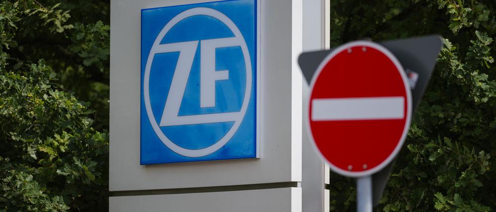 Der Zulieferer ZF Friedrichshafen muss sich neu erfinden. (Archivbild)