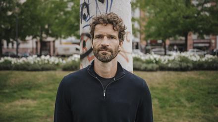 Arne Friedrich, ehemaliger Nationalspieler und Hertha BSC-Kapitän. Der 103-fache Nationalspieler engagiert sich mit seiner Arne-Friedrich-Stiftung für benachteiligte Kinder und Jugendliche ein. Fotografiert am 22. August 2025 in Berlin.