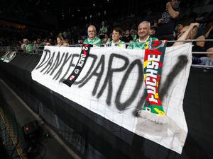 Die Füchse-Fans sind Meistertrainer Jaron Siewert weiter sehr verbunden.