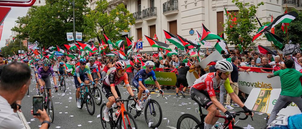Seit Tagen gibt es bei der Vuelta propalästinensische Proteste.