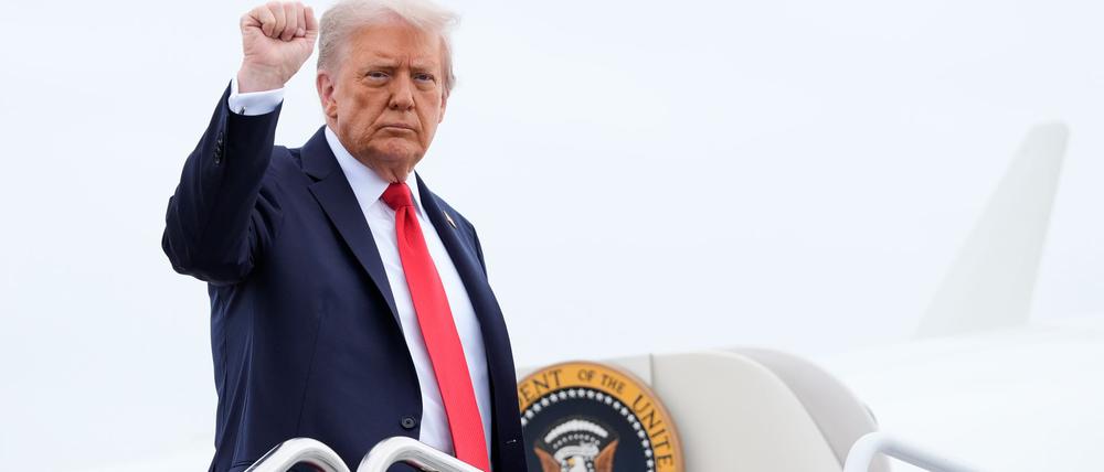 Donald Trump äußert sich zu möglichen weiteren Russland-Sanktionen.