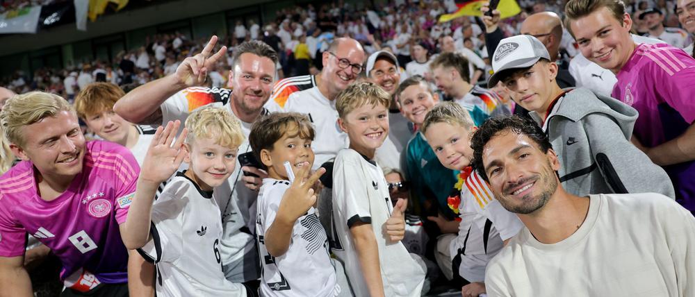 Die Fans feierten Hummels bei seinem Abschied in Köln. 
