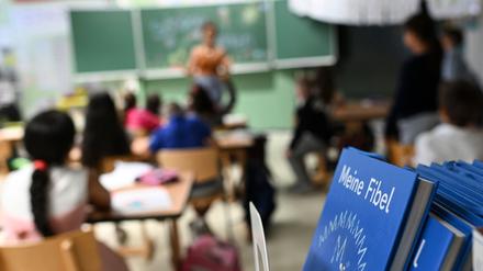 Die Schule startet wieder. (Symbolbild)
