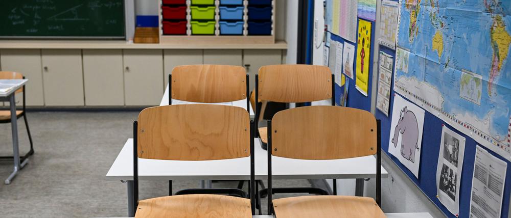 Nach Einschätzung der Bildungssenatorin ist der Lehrermangel in Berlin erst in einigen Jahren behoben.