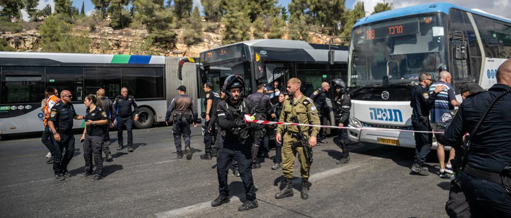 Der Anschlag geschah an einer Bushaltestelle an der Ramot-Kreuzung in Jerusalem