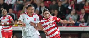 Eileen Campbell (rechts) spielte am Sonntag erstmals mit Union in der Bundesliga.