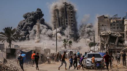 Israels Militär greift derzeit immer wieder Hochhäuser in der Stadt Gaza an, die Armeeangaben zufolge von der Hamas genutzt worden sein sollen. (Archivbild)