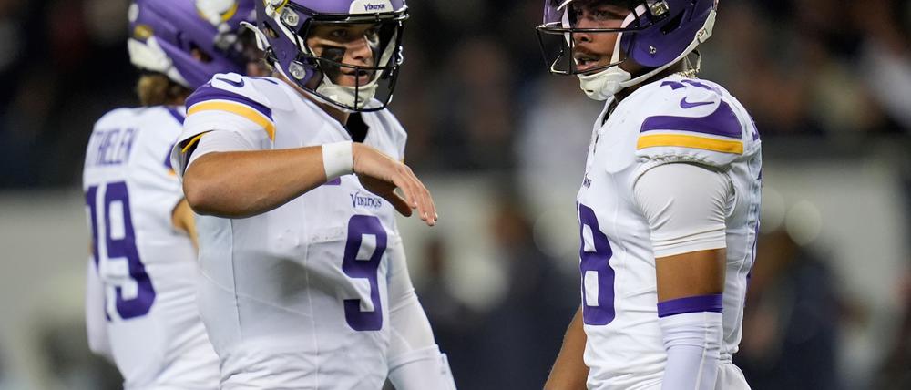 McCarthy (links) und Jefferson hatten mit ihren Touchdowns großen Anteil am Comeback der Vikings.