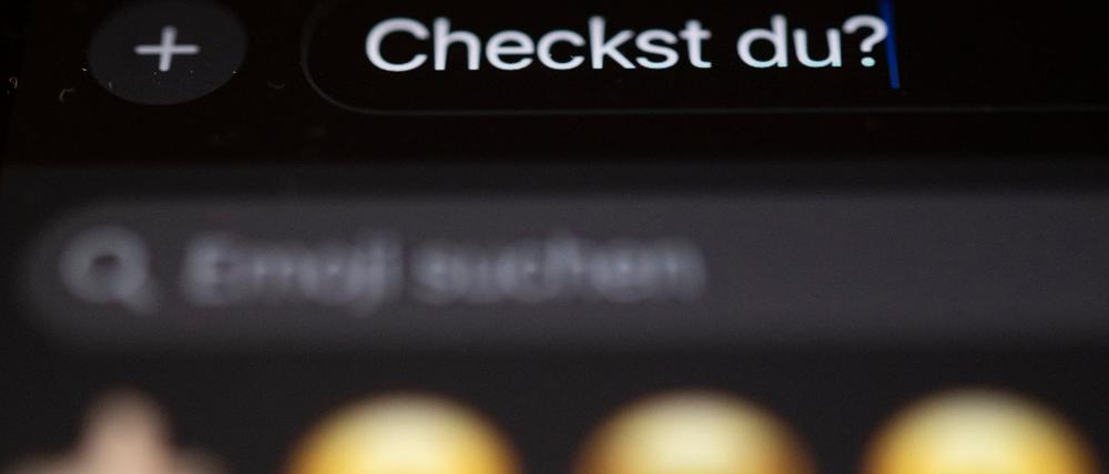 Jugendliche haben ihre Favoriten für das „Jugendwort des Jahres“ 2025 nominiert - in den Top 3 stehen „Checkst du?“, „Goonen“ und „Das crazy“. (Archivbild)