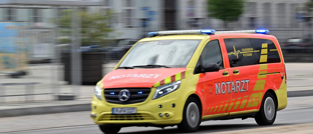 Notarztwagen in Potsdam im Einsatz.