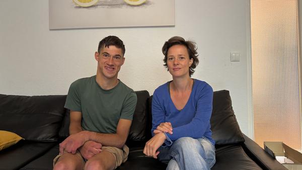 Jasper Dombrowski und seine persönliche Assistentin Hannah Bär.
