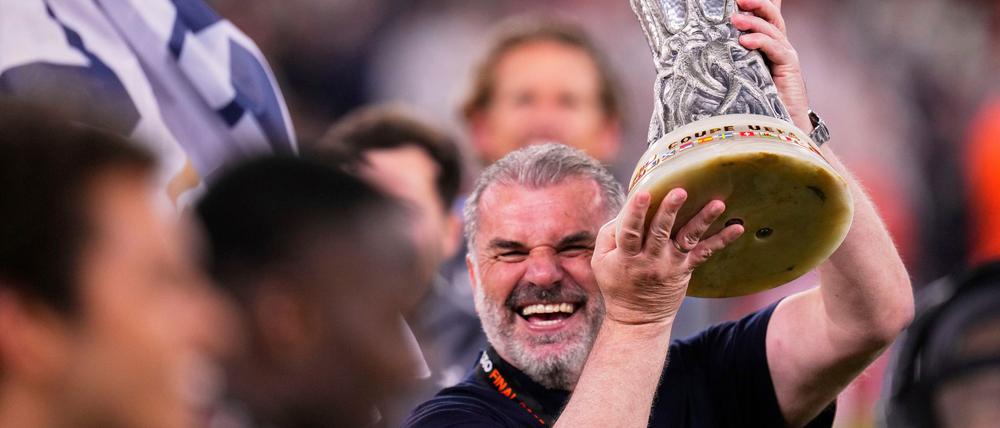 Ein Europa-League-Sieger ist zurück im Geschäft: Ange Postecoglou wird Nottingham-Coach