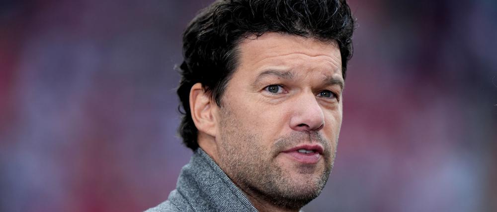 Michael Ballack zählt den FC Bayern nicht zu den großen Titel-Kandidaten in der Champions League.