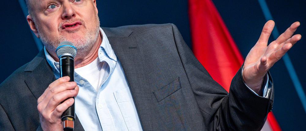 Seit einem Jahr wieder im Fernsehen: Stefan Raab. (Archivbild)