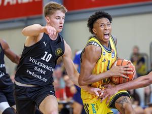 Boogie Ellis (rechts) spielt erstmals in Europa. 