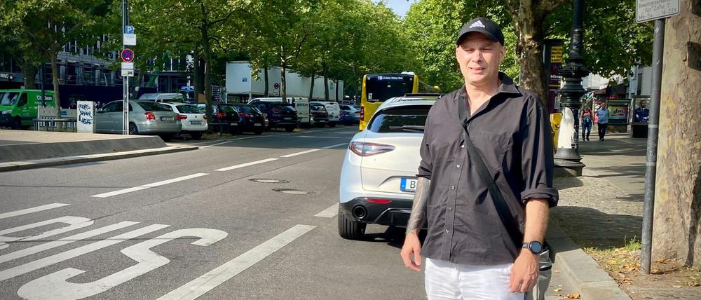 Dirk Goldmann wurde hier am Ku’damm durch eine Taxitür vom Rad gestoßen und dabei verletzt.