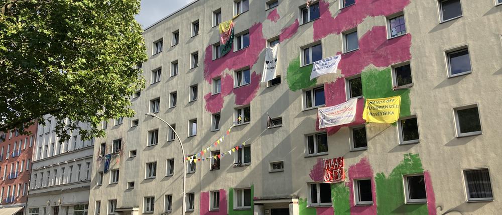 Der umkämpfte Hauskomplex in der Habersaathstraße von außen.