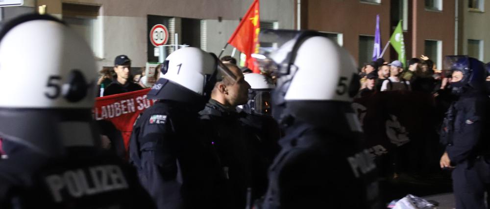Proteste von „Rheinmetall entwaffnen!“ in Köln