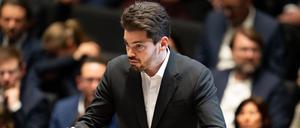 Lahav Shani ist beim Festival nicht willkommen. (Archivbild) 