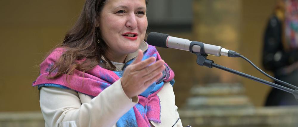 Die Kulturministerin will Einrichtungen keine Vorgaben zur Gendersprache machen. (Archivbild)