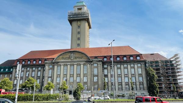 Das Rathaus Spandau.