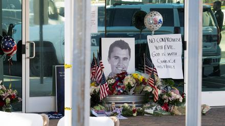 In den USA finden mehrere Gedenkveranstaltungen nach dem Tod des rechtskonservativen Aktivisten Charlie Kirk statt – auch in Berlin ist eine geplant.
