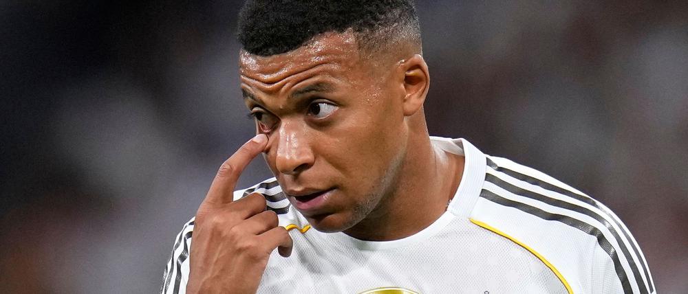 Kylian Mbappé äußert sich kritisch zum Fußballgeschäft. 