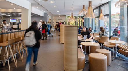Auch die Mensen werden über das Studierendenwerk finanziert. 