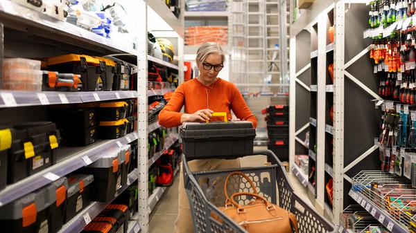 Der Baumarkt: Systemrelevant, wenn plötzlich der Strom ausfällt