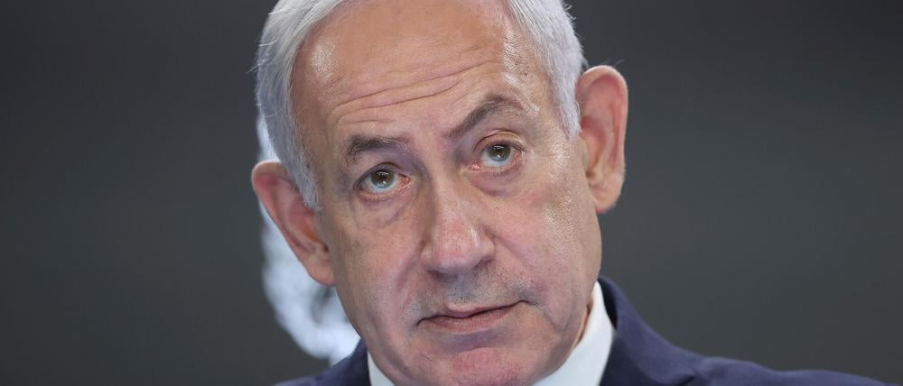 Israels Ministerpräsident Benjamin Netanjahu hat eine israelische Siedlung im Westjordanland besucht, um ein umstrittenes Vorhaben voranzubringen. (Archivbild)