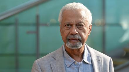 Nobelpreisträger Abdulrazak Gurnah stellt seinen neuen Roman „Diebstahl“ vor.