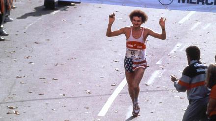 Der Marathonläufer Herbert Steffny als Dritter in NYC 1984.