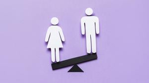 Frauen leiden finanziell stärker unter Krisen als Männer (Symbolbild).