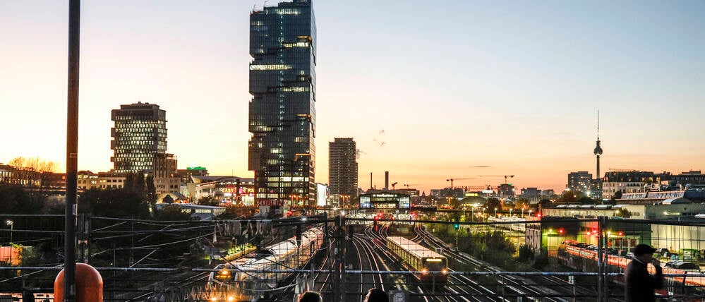 Sonnenuntergang an der Modersohnbrücke.