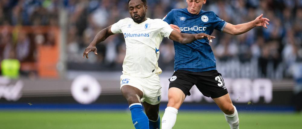 Lieferten sich eine umkämpfte Partie: Arminia Bielefeld und der 1. FC Magdeburg.