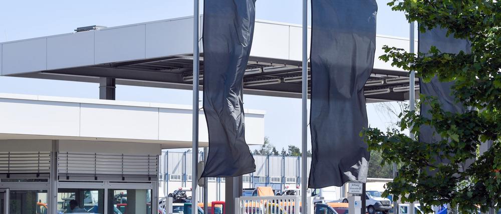 Die IG Metall setzt sich mit einer Aktion für den Erhalt des Werks von Mercedes-Benz in Ludwigsfelde ein, in dem derzeit Sprinter hergestellt werden (Archivbild).