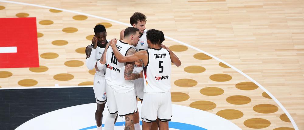 Das deutsche Team präsentiert sich bei der EM als Einheit.