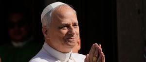 APapst Leo XIV. kommt zu einer Messe in der Kathedrale St. Pankratius in Albano Laziale, etwa 30 Kilometer südöstlich von Rom.